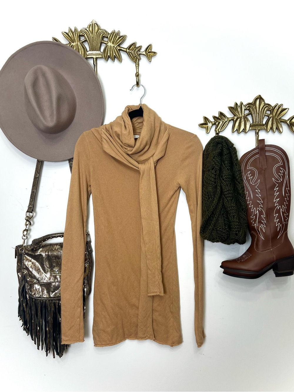 🆕ZARA camel fitted turtleneck sweater with a scarf attached Xs ptp 16.5” 28.5”